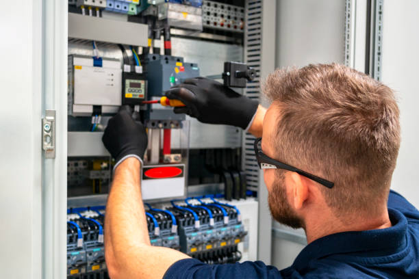 Best Emergency Electrical Repair  in Seagraves, TX